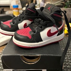 Air Jordan 1 Mid - Infant Shoes 4C